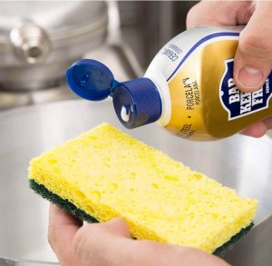 best cleaner for porcelain sink