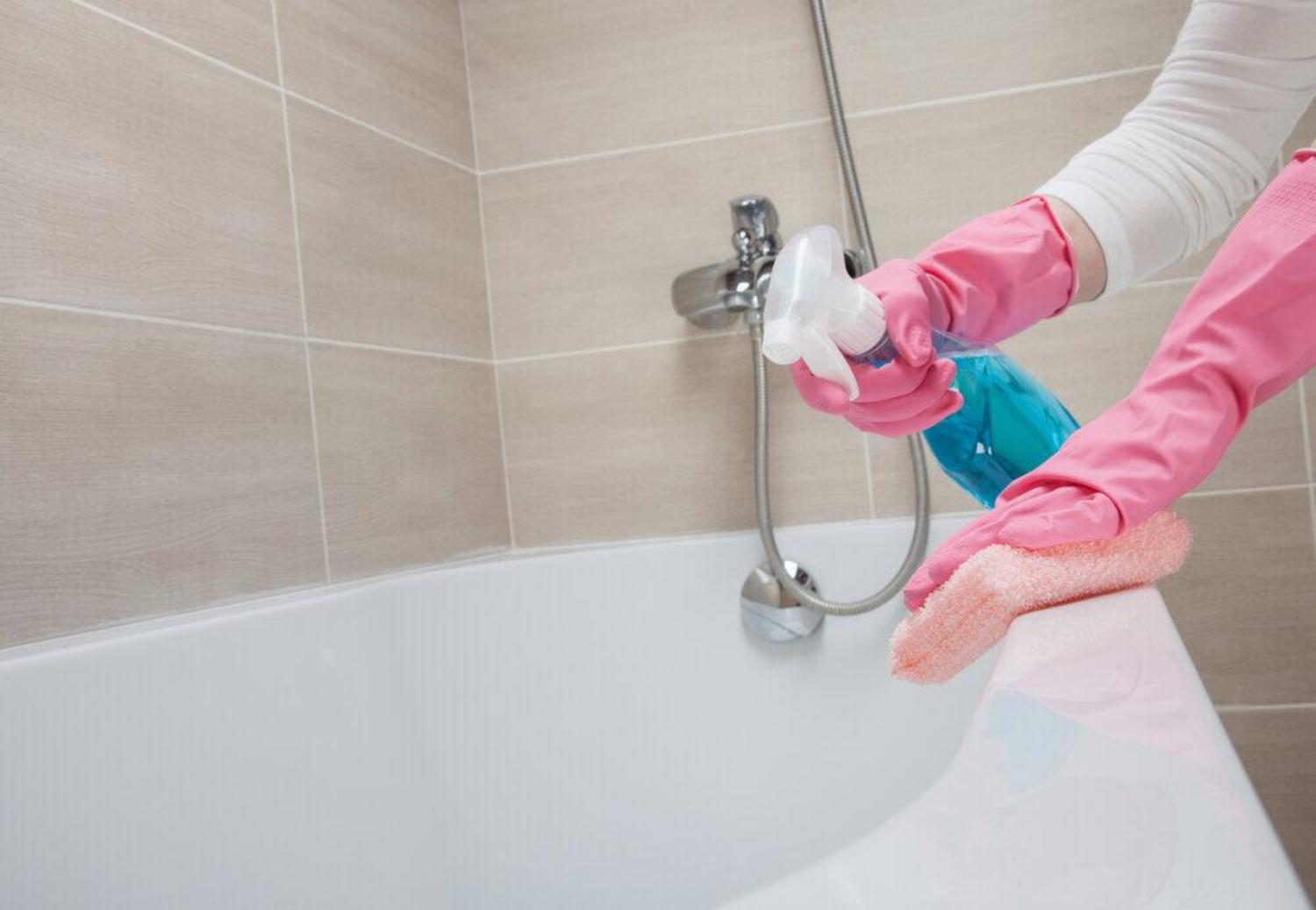 The Ultimate Guide: How to Deep Clean Your Bathroom - Blog - 3