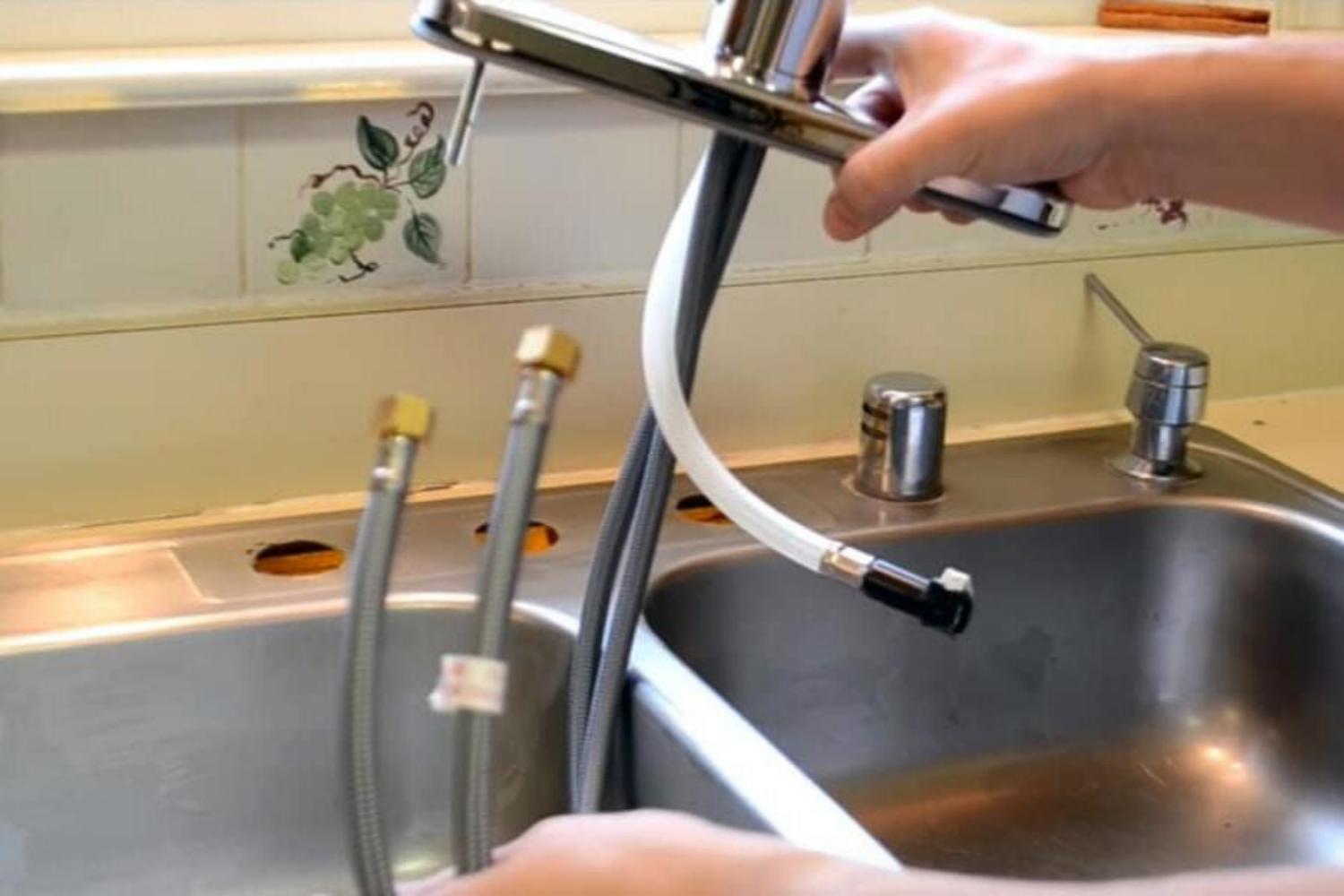 How To Tighten Kitchen Faucet Nut Under Sink? - Blog - 2