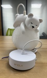 iVIGA Modern Bedroom Bear Pendant Light with 3D Printing Moon Globe - Lightings - 1