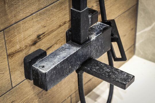 How To Remove Limescale On Black Taps - Full Guide - Blog - 1